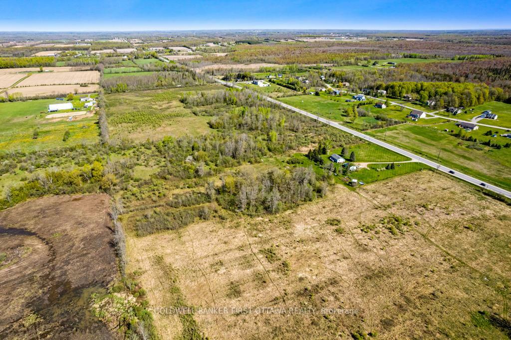 TAY VALLEY, Ontario, K7H 3C9, CA, ,Residential,For Sale,1865372