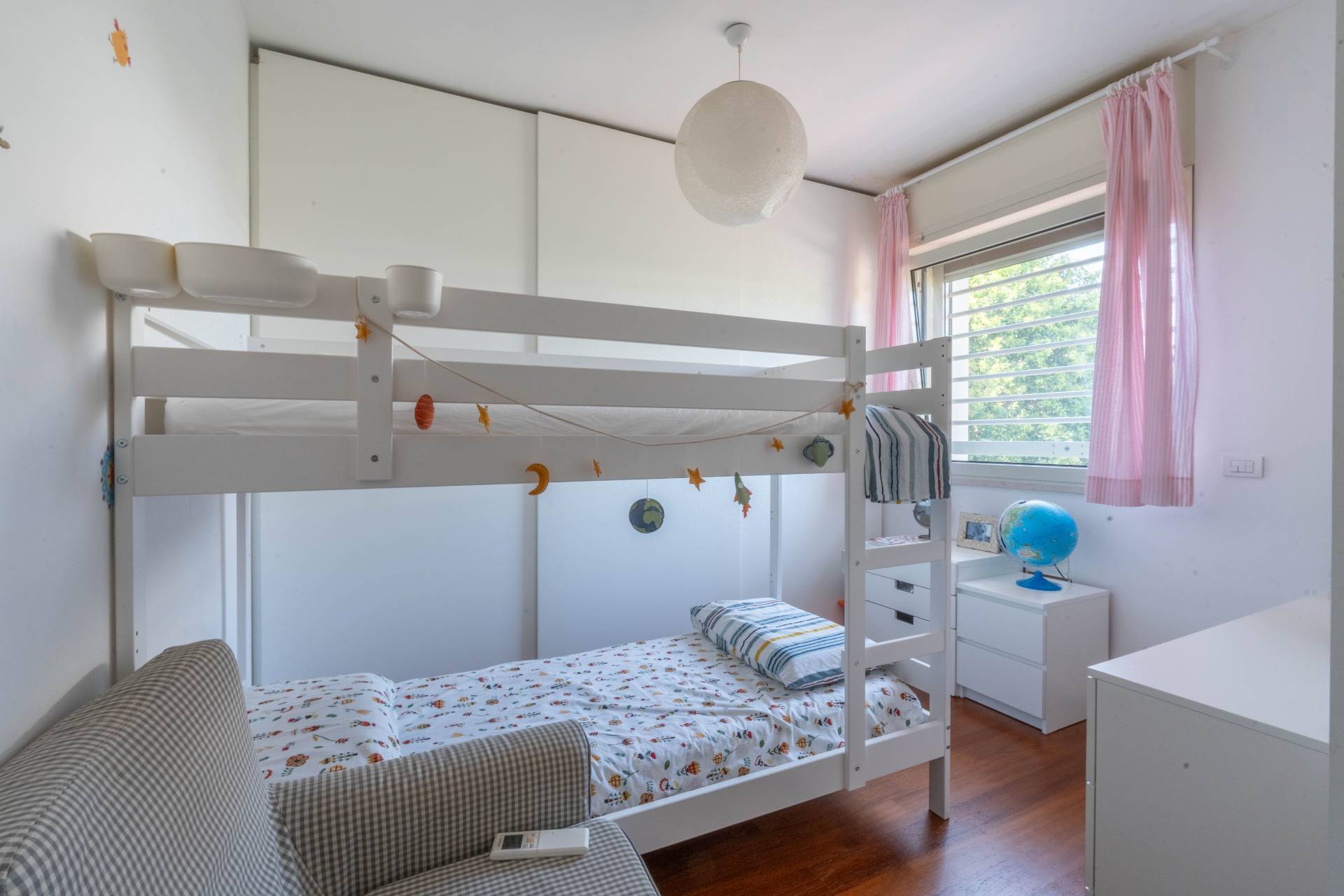 Corso Alcide De Gasperi, Bari, Bari, 70100, IT, 3 Bedrooms Bedrooms, ,4 BathroomsBathrooms,Residential,For Sale,Corso Alcide De Gasperi,1628155