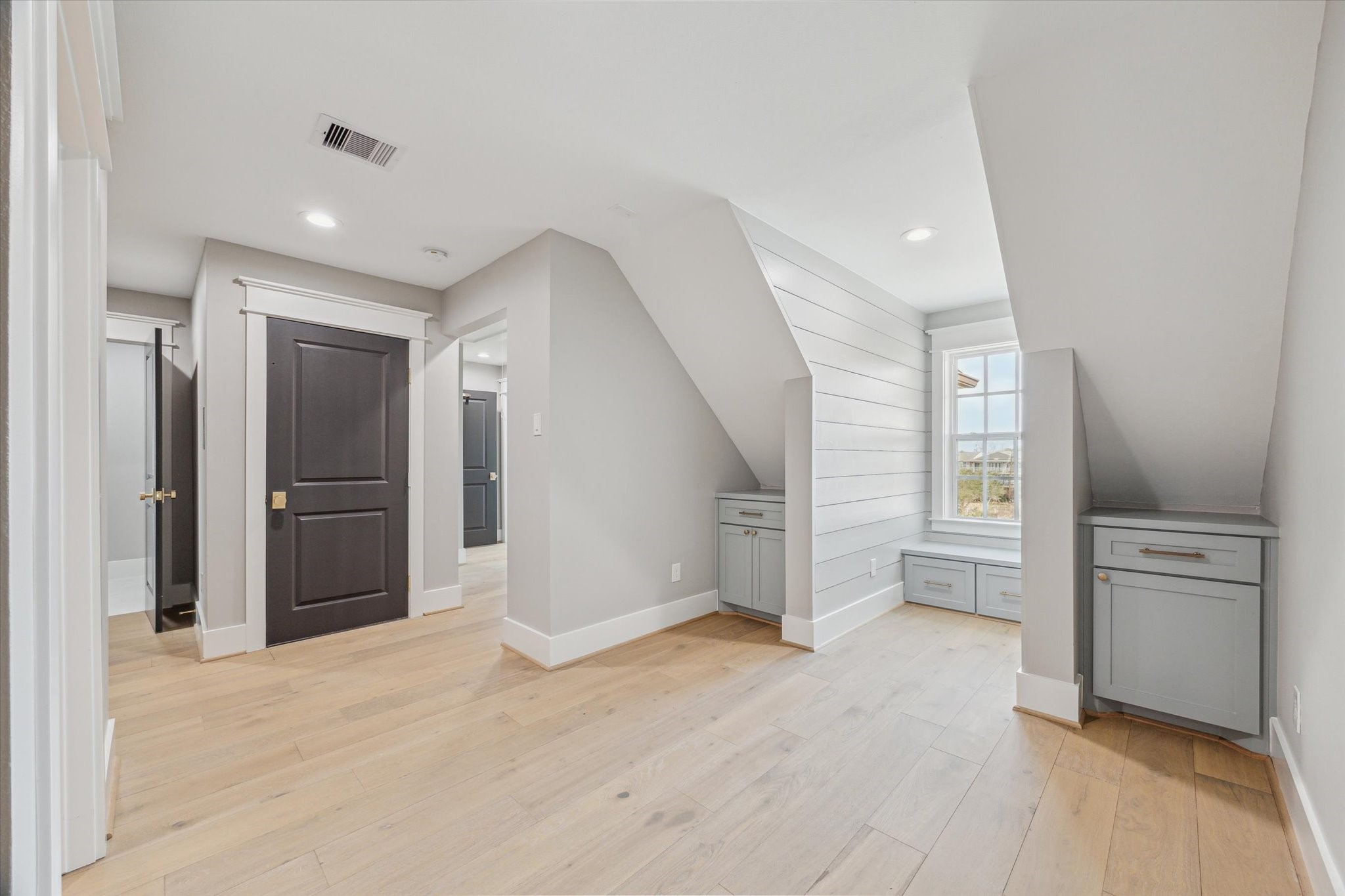  2447 Lakewood Pointe - 物件實景