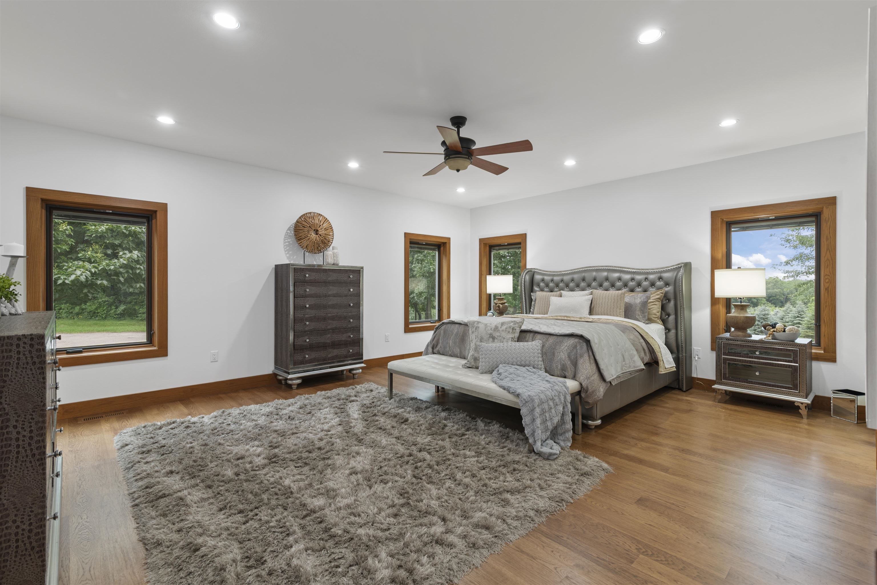 Avoca, Wisconsin, 53506, United States, 3 Bedrooms Bedrooms, ,4 BathroomsBathrooms,Residential,For Sale,1895039