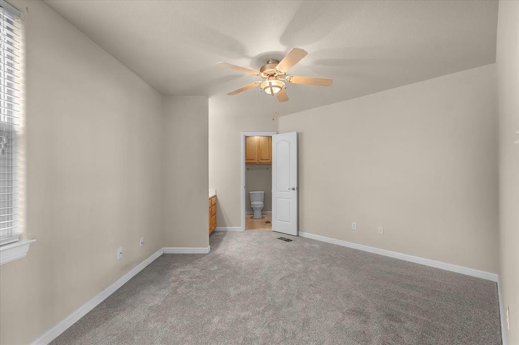 Weatherford, Texas, 76087, United States, 4 Bedrooms Bedrooms, ,4 BathroomsBathrooms,Residential,For Sale,2040291