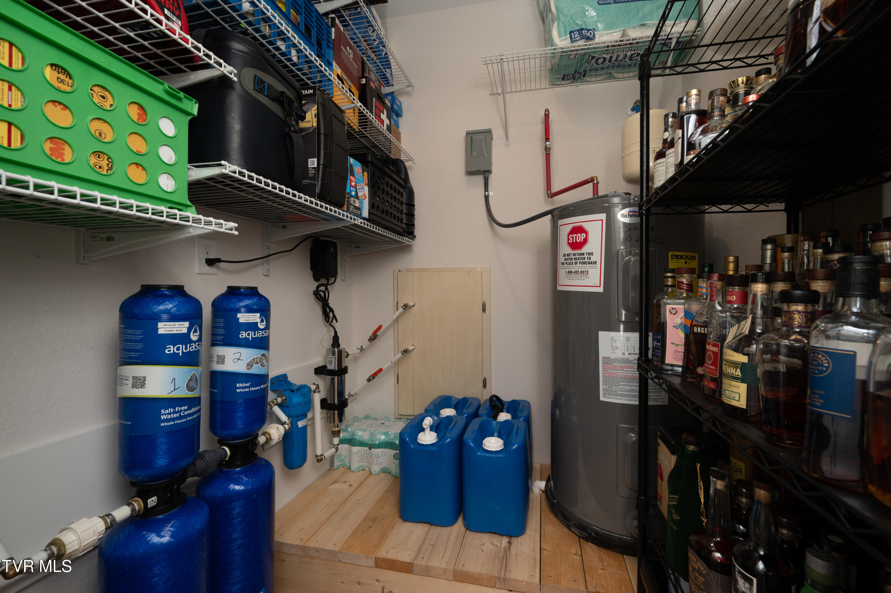 Greeneville, Tennessee, 37745, United States, 4 Bedrooms Bedrooms, ,3 BathroomsBathrooms,Residential,For Sale,2005652