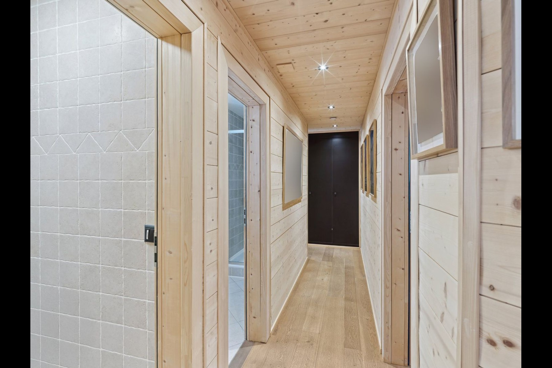  Beautiful 4.5-bedroom home with a fireplace, private garden, view, and 2 parking - 物件實景