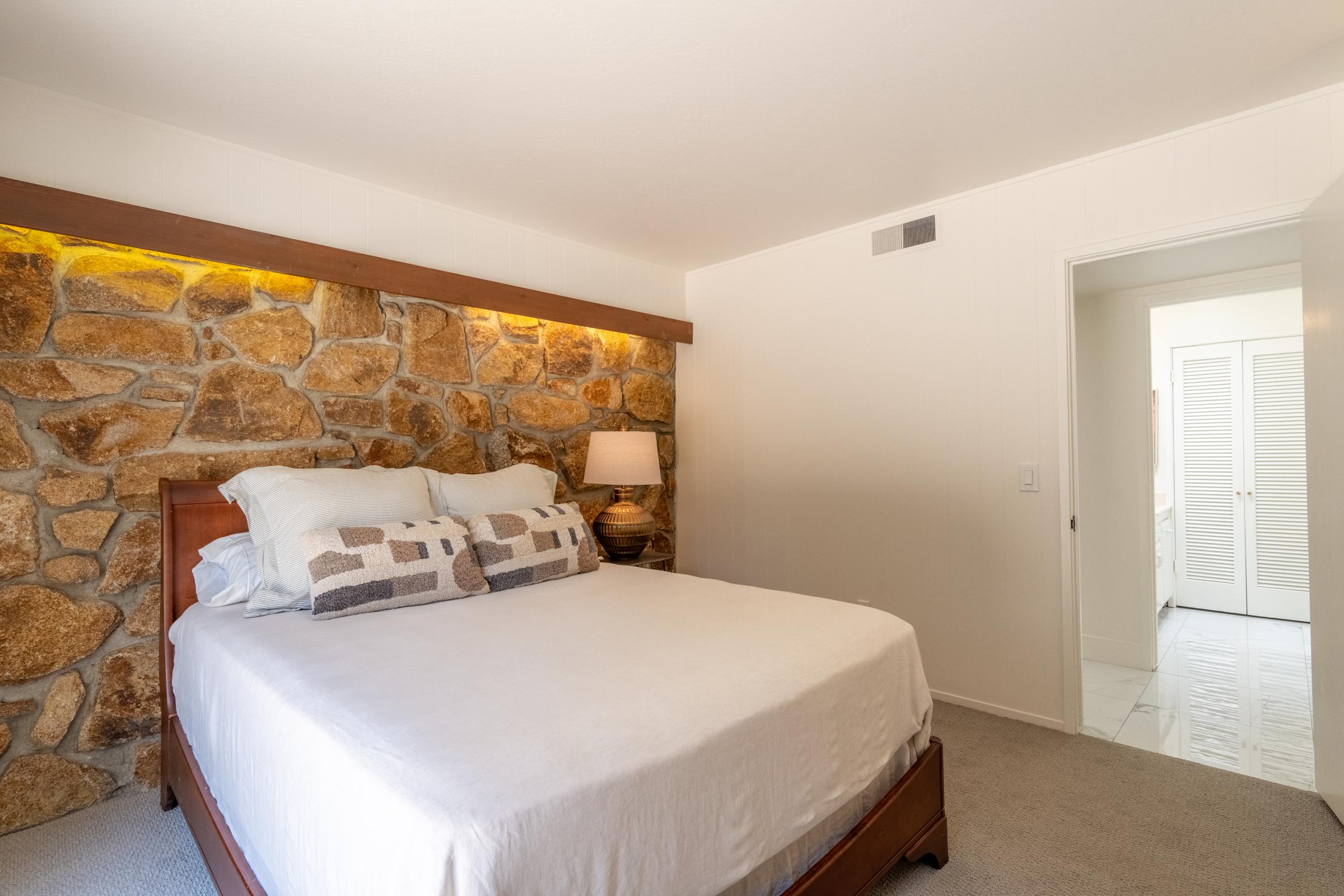  160 East Carmel Valley Road - 物件實景
