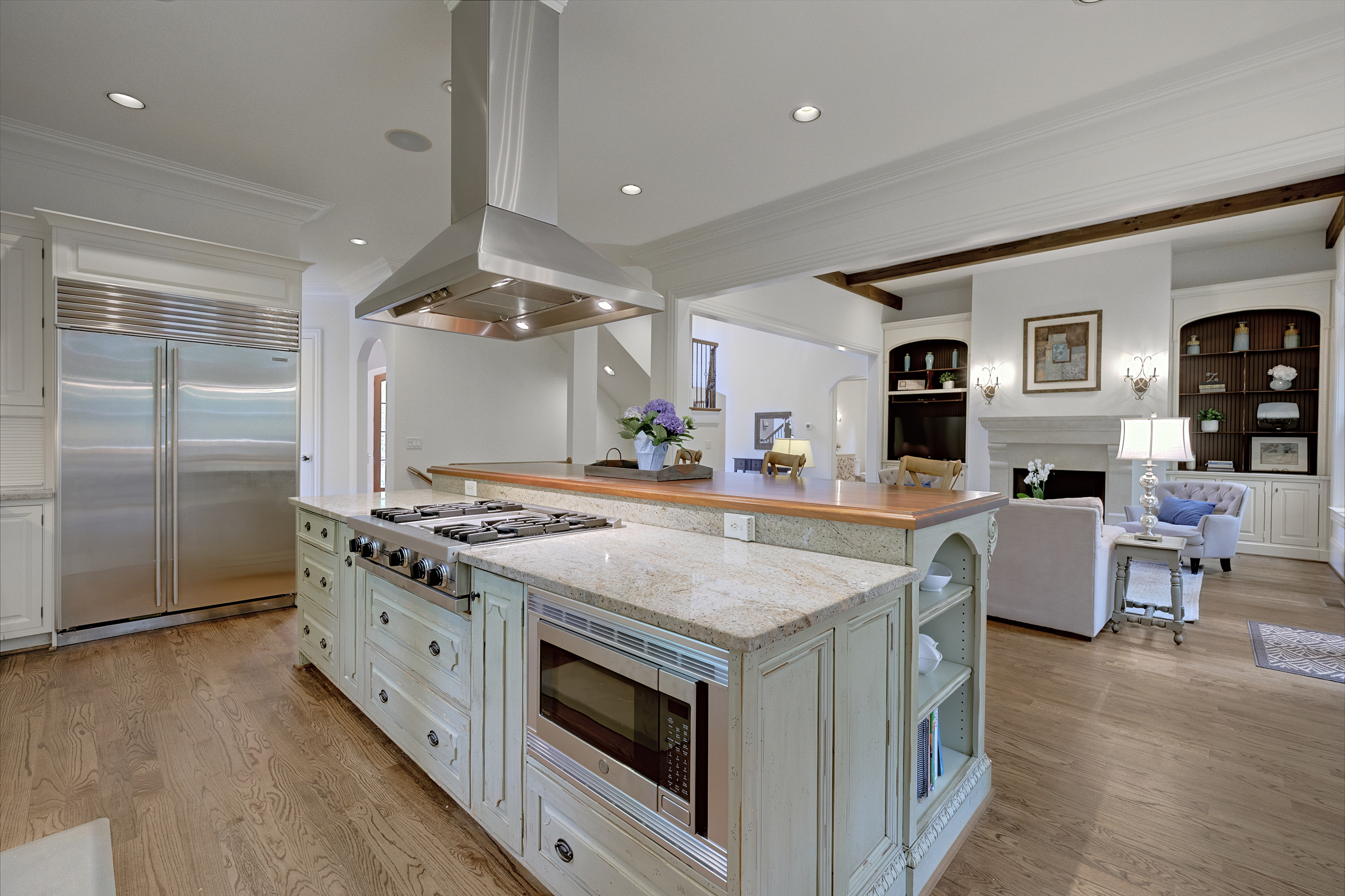  Stunning European-inspired Home on Private, Wooded Lot in East Cobb - 物件實景