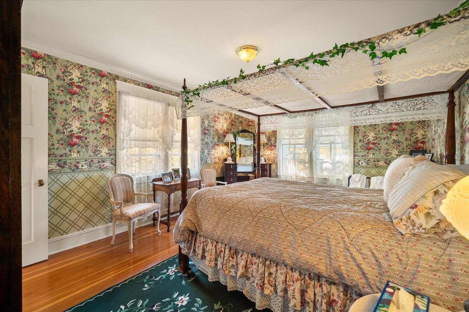 Spokane, Washington, 99201, United States, 4 Bedrooms Bedrooms, ,5 BathroomsBathrooms,Residential,For Sale,1987077