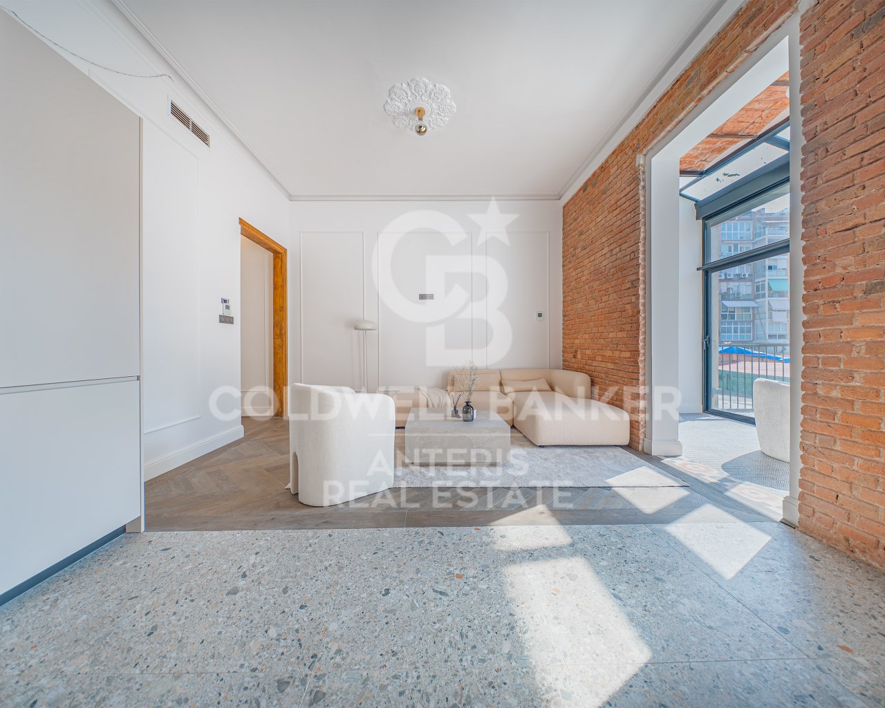 Barcelona, Catalonia, ES, 2 Bedrooms Bedrooms, ,2 BathroomsBathrooms,Residential,For Sale,1932688