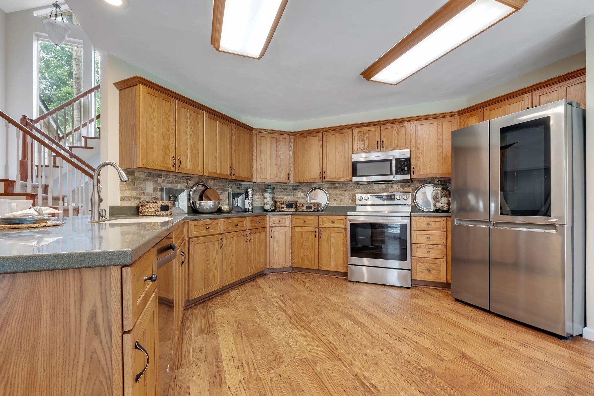 Tallahassee, Florida, 32311, United States, 4 Bedrooms Bedrooms, ,3 BathroomsBathrooms,Residential,For Sale,1827552