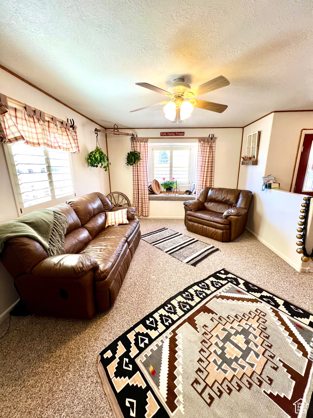 Richfield, Utah, 84701, United States, 5 Bedrooms Bedrooms, ,3 BathroomsBathrooms,Residential,For Sale,1761886