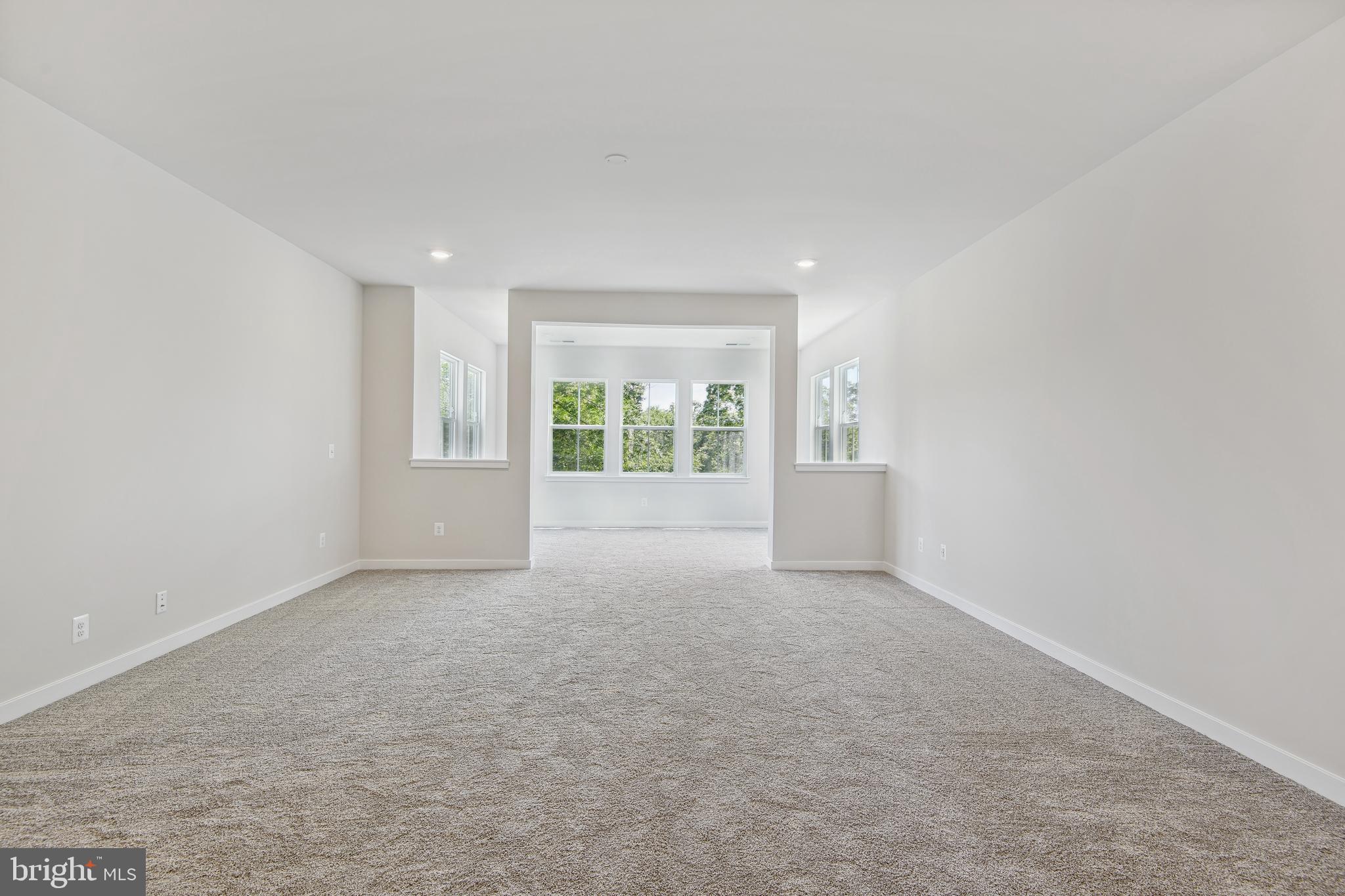 Jeffersonton, Virginia, 22724, United States, 5 Bedrooms Bedrooms, ,6 BathroomsBathrooms,Residential,For Sale,1975660