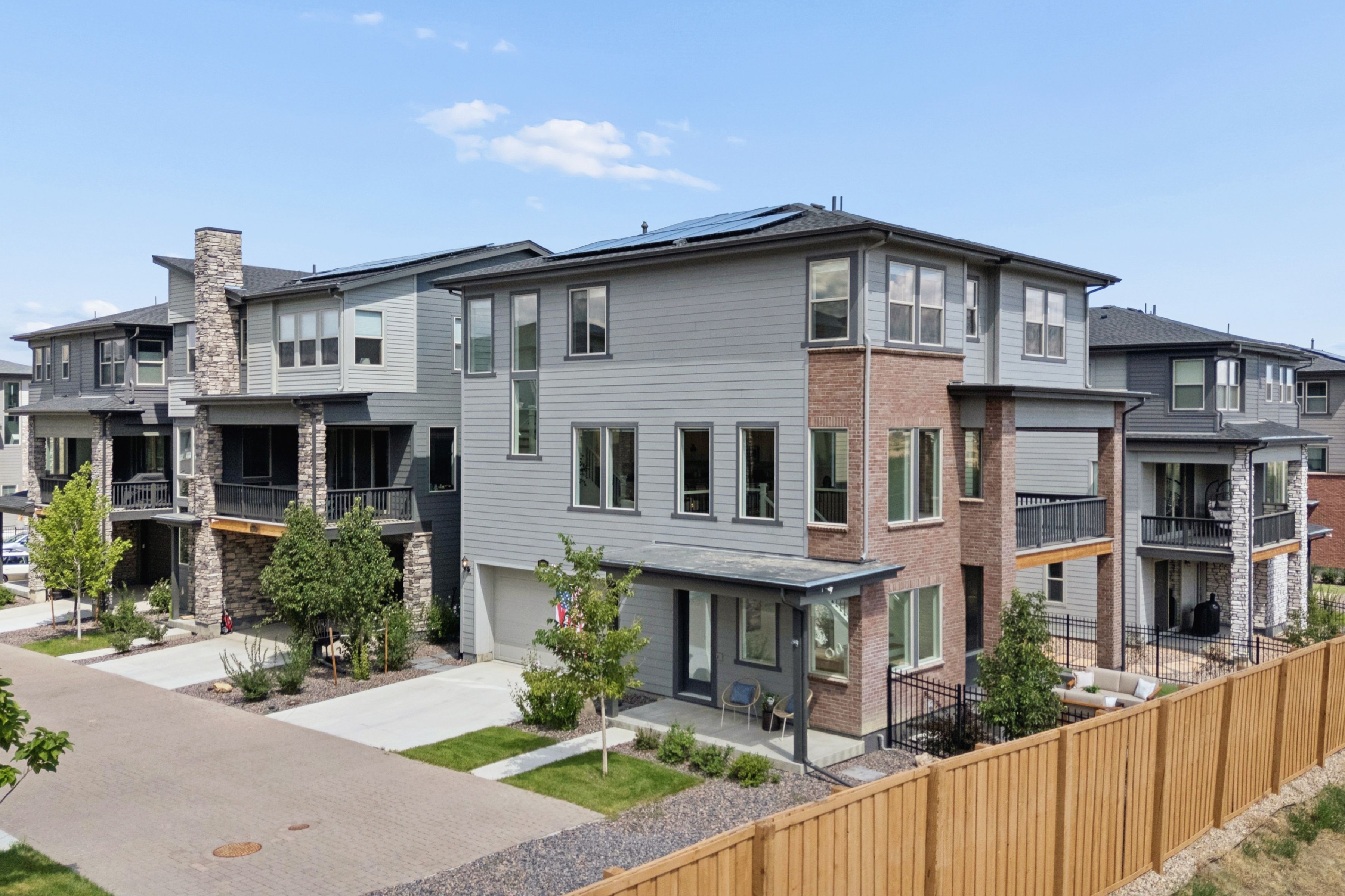  Elevated Colorado Living with 180° Mountain & Reservoir Views - 物件實景