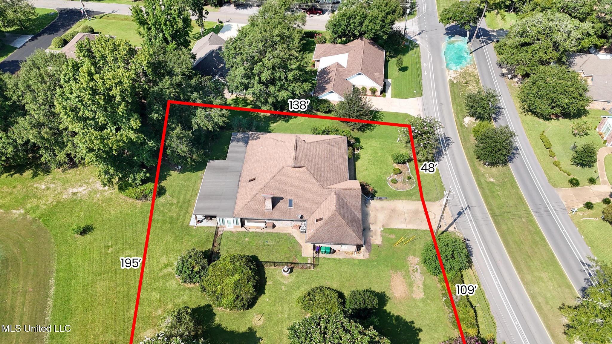 Diamondhead, Mississippi, 39525, United States, 3 Bedrooms Bedrooms, ,4 BathroomsBathrooms,Residential,For Sale,1923554