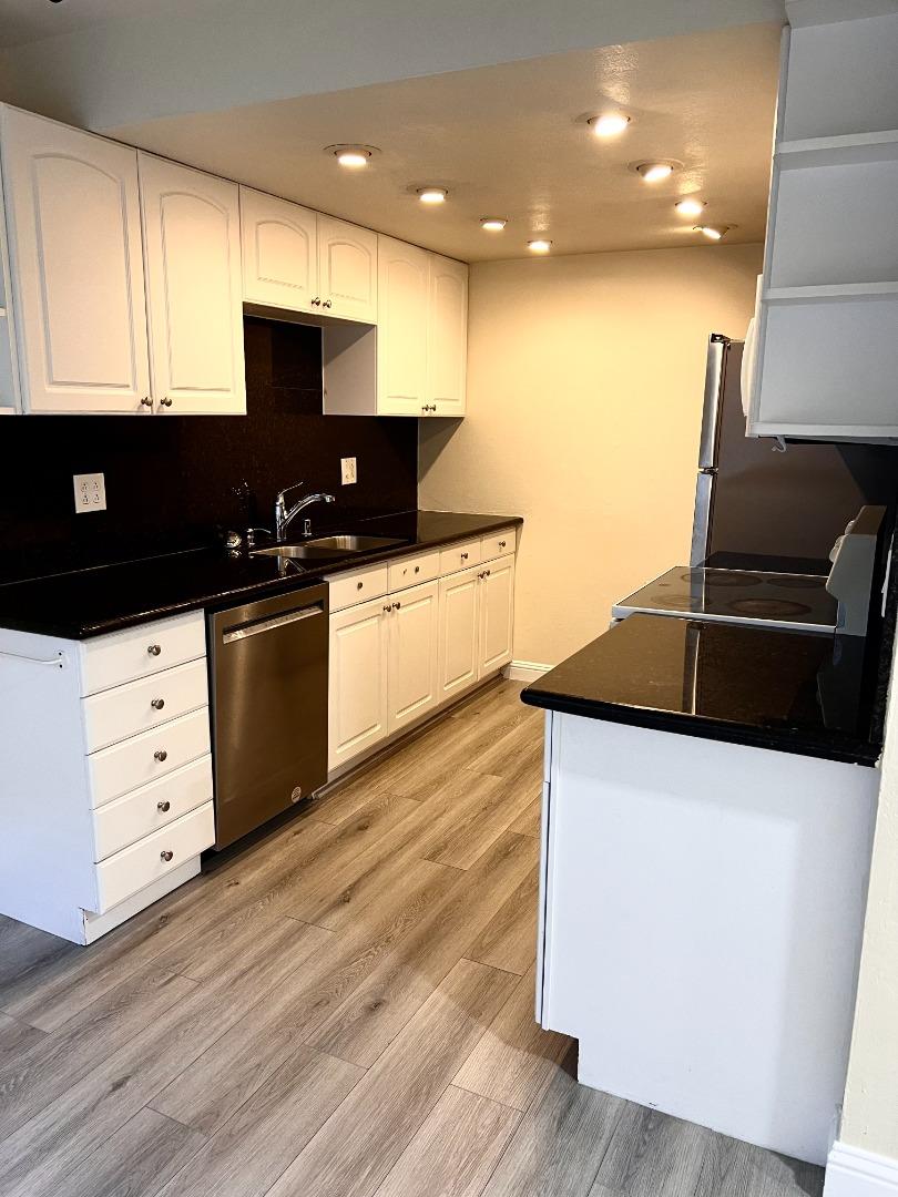 San Jose, California, 95123, United States, 2 Bedrooms Bedrooms, ,2 BathroomsBathrooms,Residential,For Sale,1957073