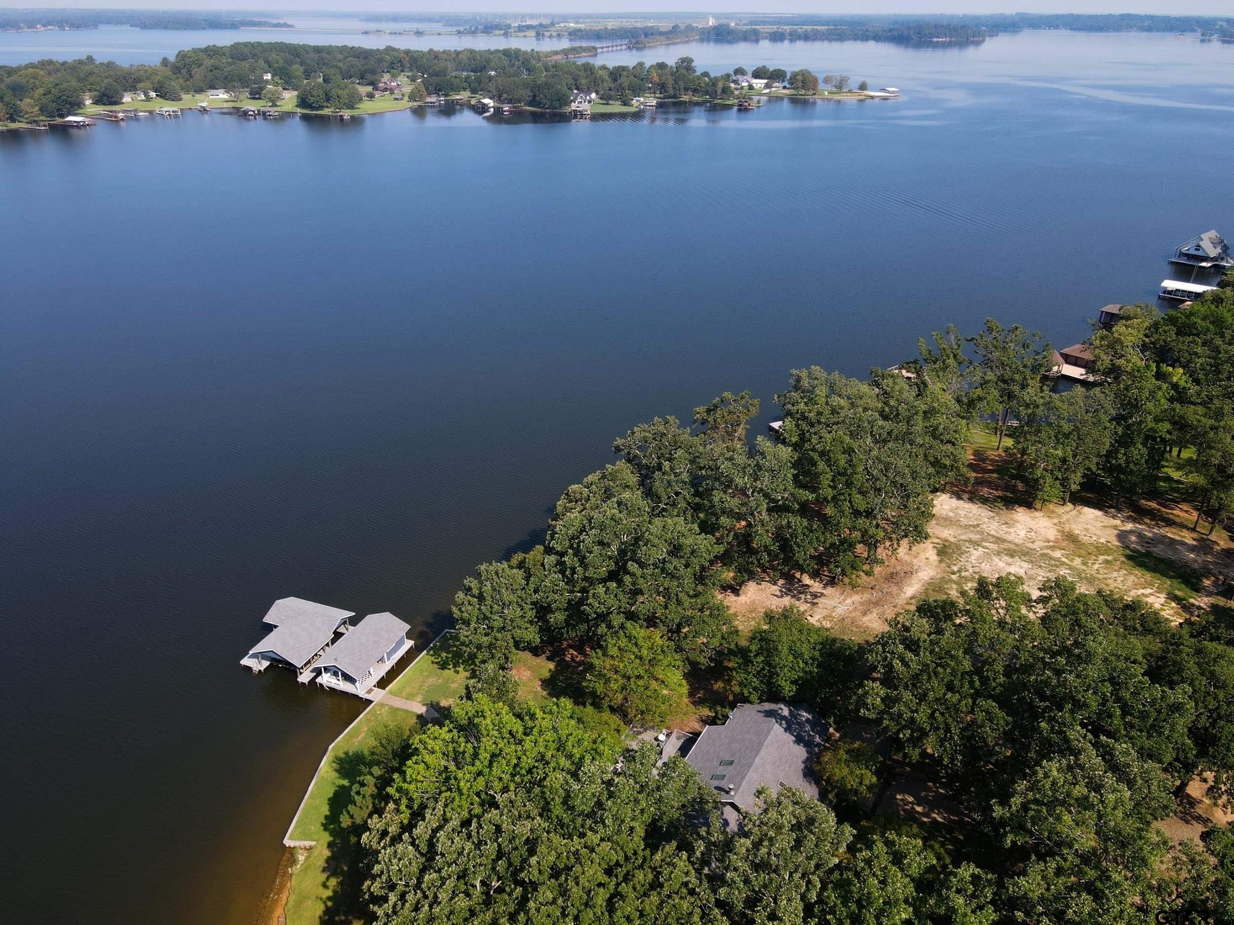 Pittsburg, Texas, 75686, United States, 3 Bedrooms Bedrooms, ,3 BathroomsBathrooms,Residential,For Sale,1977166