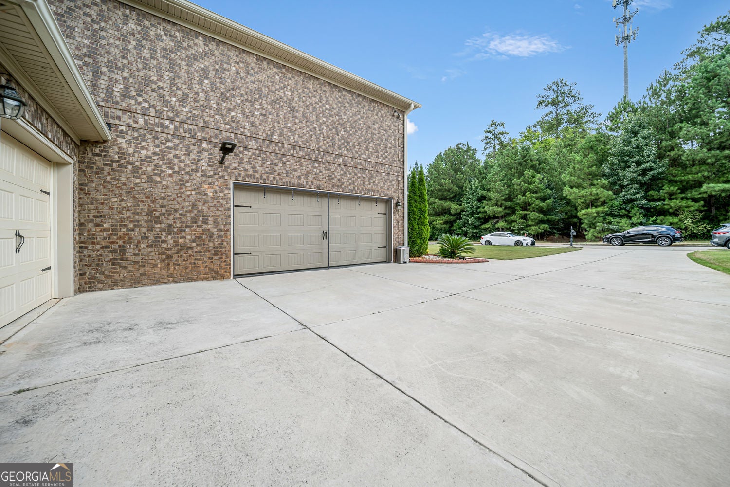 Hampton, Georgia, 30228, United States, 5 Bedrooms Bedrooms, ,3 BathroomsBathrooms,Residential,For Sale,1899250