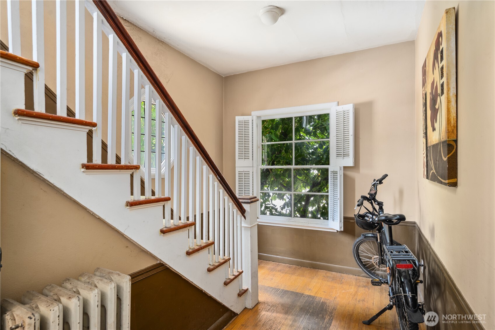 Seattle, Washington, 98105, United States, ,Residential,For Sale,1896313