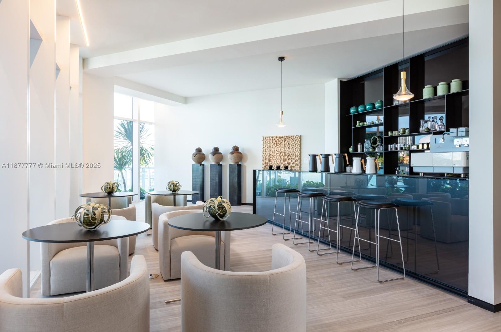 Miami Beach, Florida, 33140, United States, 4 Bedrooms Bedrooms, ,5 BathroomsBathrooms,Residential,For Sale,1948175