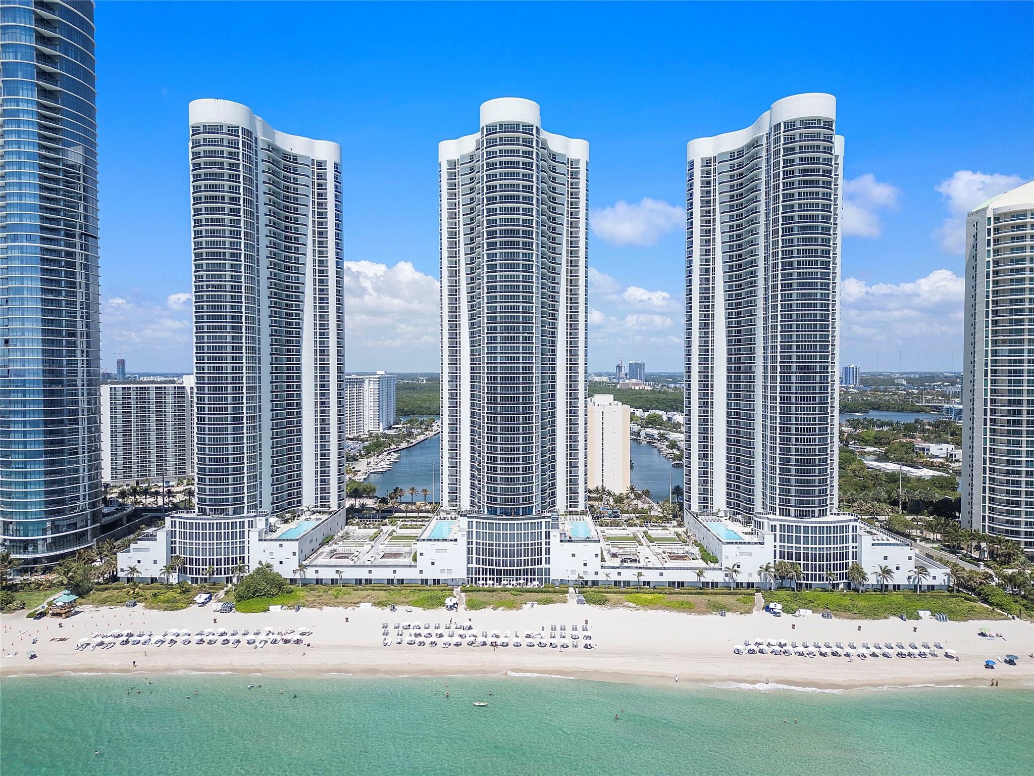 Sunny Isles Beach, Florida, 33160, United States, 3 Bedrooms Bedrooms, ,4 BathroomsBathrooms,Residential,For Sale,1824063