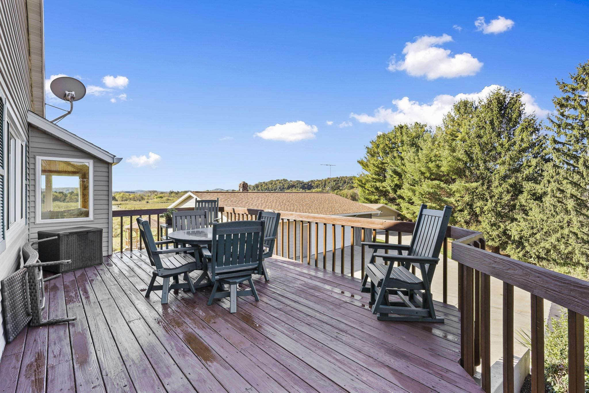 Plain, Wisconsin, 53577, United States, 4 Bedrooms Bedrooms, ,3 BathroomsBathrooms,Residential,For Sale,1974595