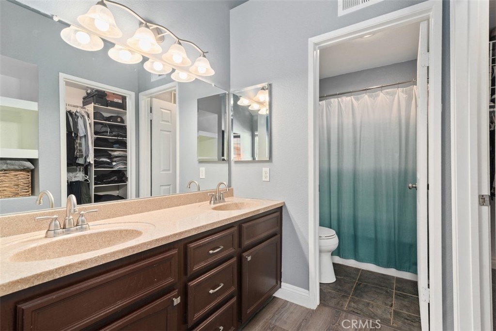 San Diego, California, 92126, United States, 2 Bedrooms Bedrooms, ,2 BathroomsBathrooms,Residential,For Sale,1898480