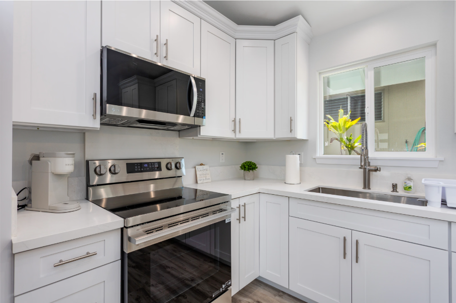 Hilo, Hawaii, 96720, United States, 3 Bedrooms Bedrooms, ,3 BathroomsBathrooms,Residential,For Sale,2049074