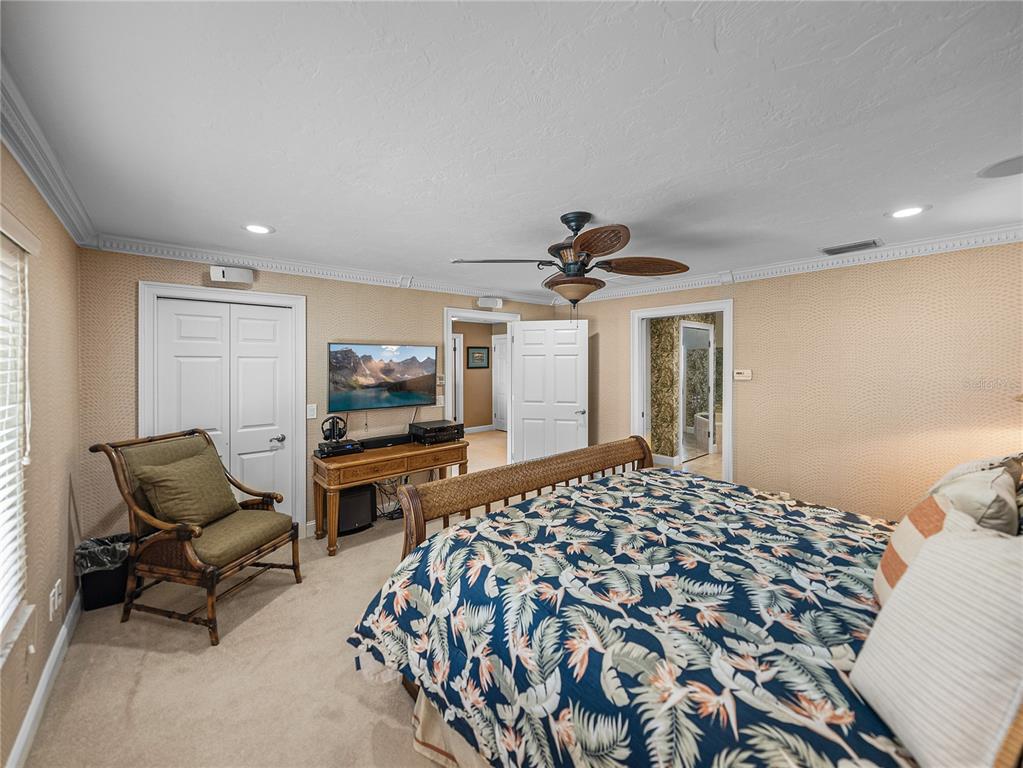 Winter Haven, Florida, 33884, United States, 3 Bedrooms Bedrooms, ,4 BathroomsBathrooms,Residential,For Sale,1895737