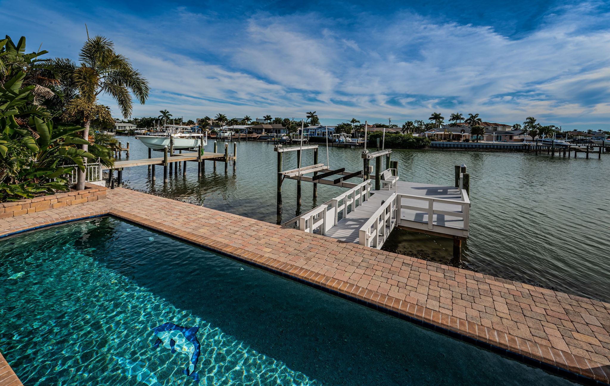 St Petersburg, Florida, 33707, United States, 4 Bedrooms Bedrooms, ,3 BathroomsBathrooms,Residential,For Sale,1992370