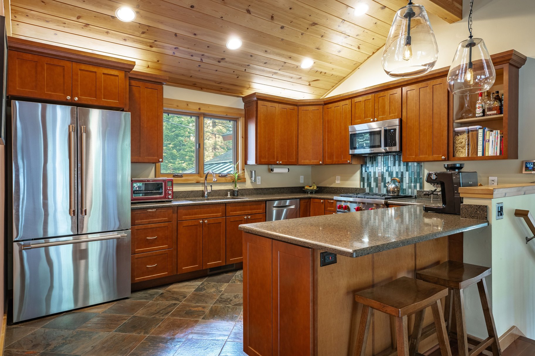  Stylish and Immaculate 4 Bedroom Retreat in Carnelian Bay - 物件實景