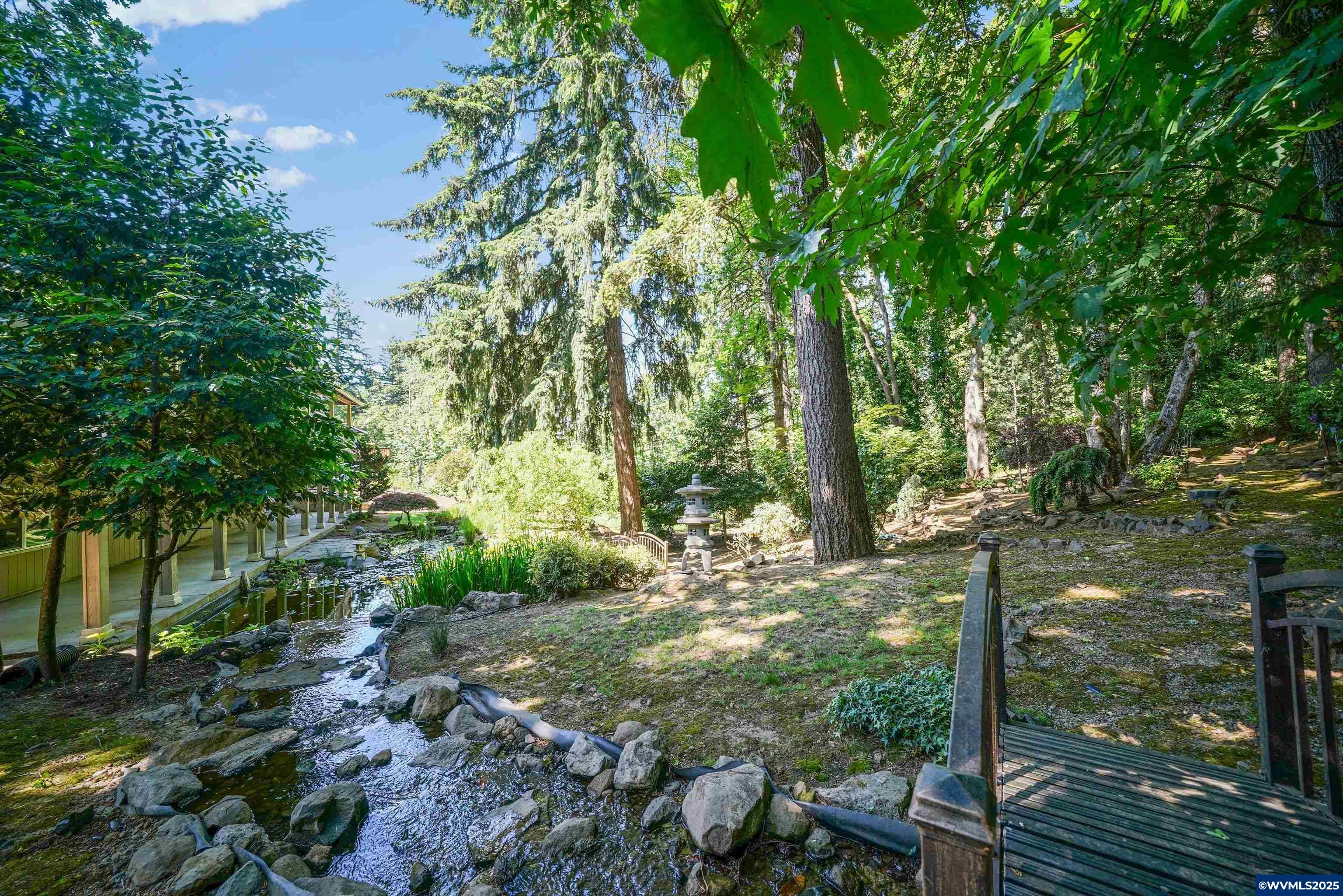 Salem, Oregon, 97304, United States, 3 Bedrooms Bedrooms, ,3 BathroomsBathrooms,Residential,For Sale,1826833