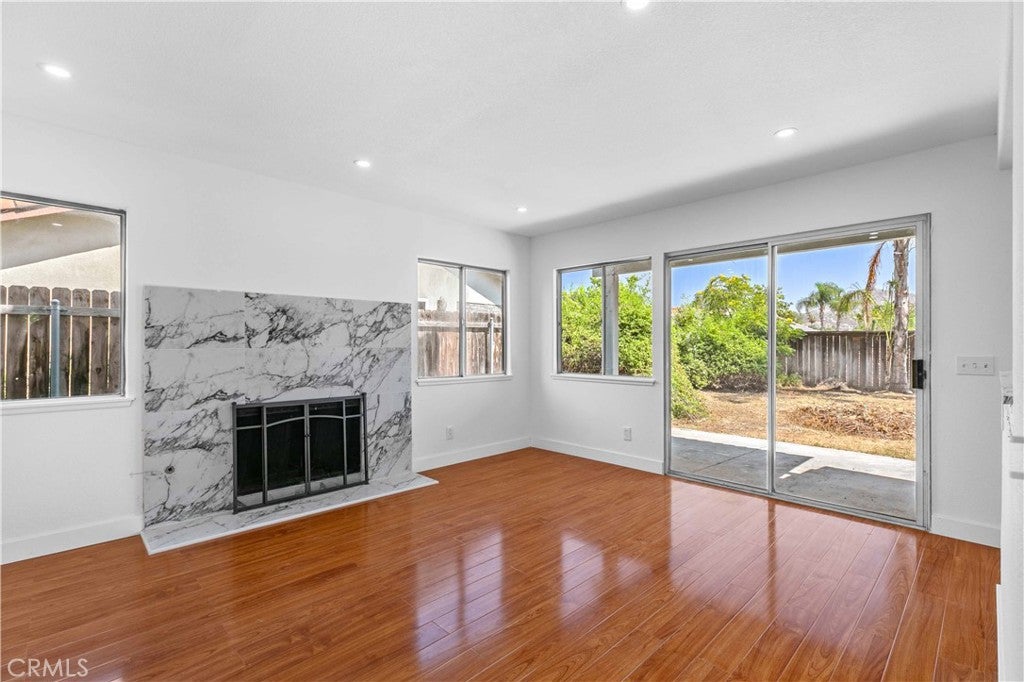 Corona, California, 92879, United States, 3 Bedrooms Bedrooms, ,3 BathroomsBathrooms,Residential,For Sale,1941070