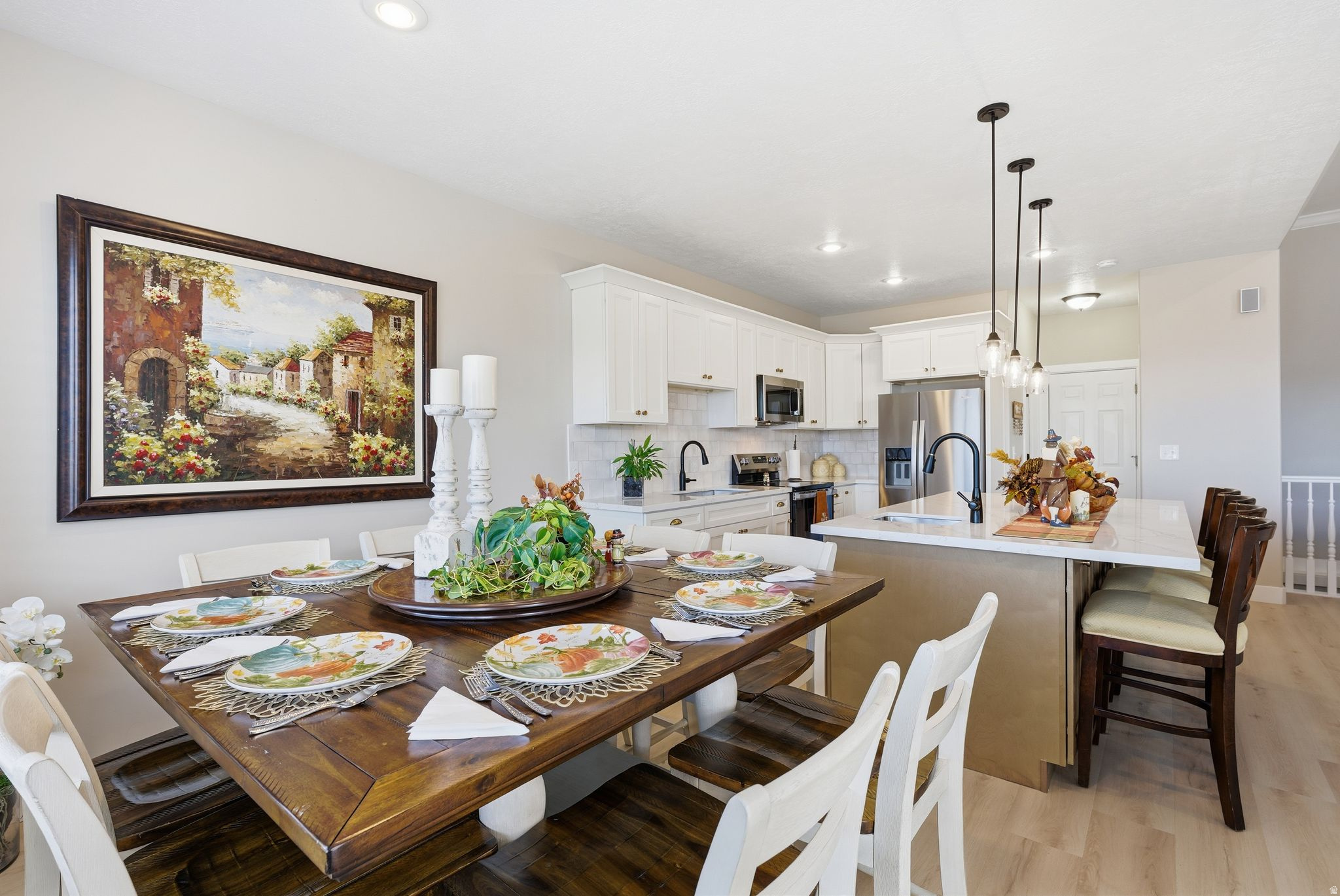 Draper, Utah, 84020, United States, 5 Bedrooms Bedrooms, ,4 BathroomsBathrooms,Residential,For Sale,2000727