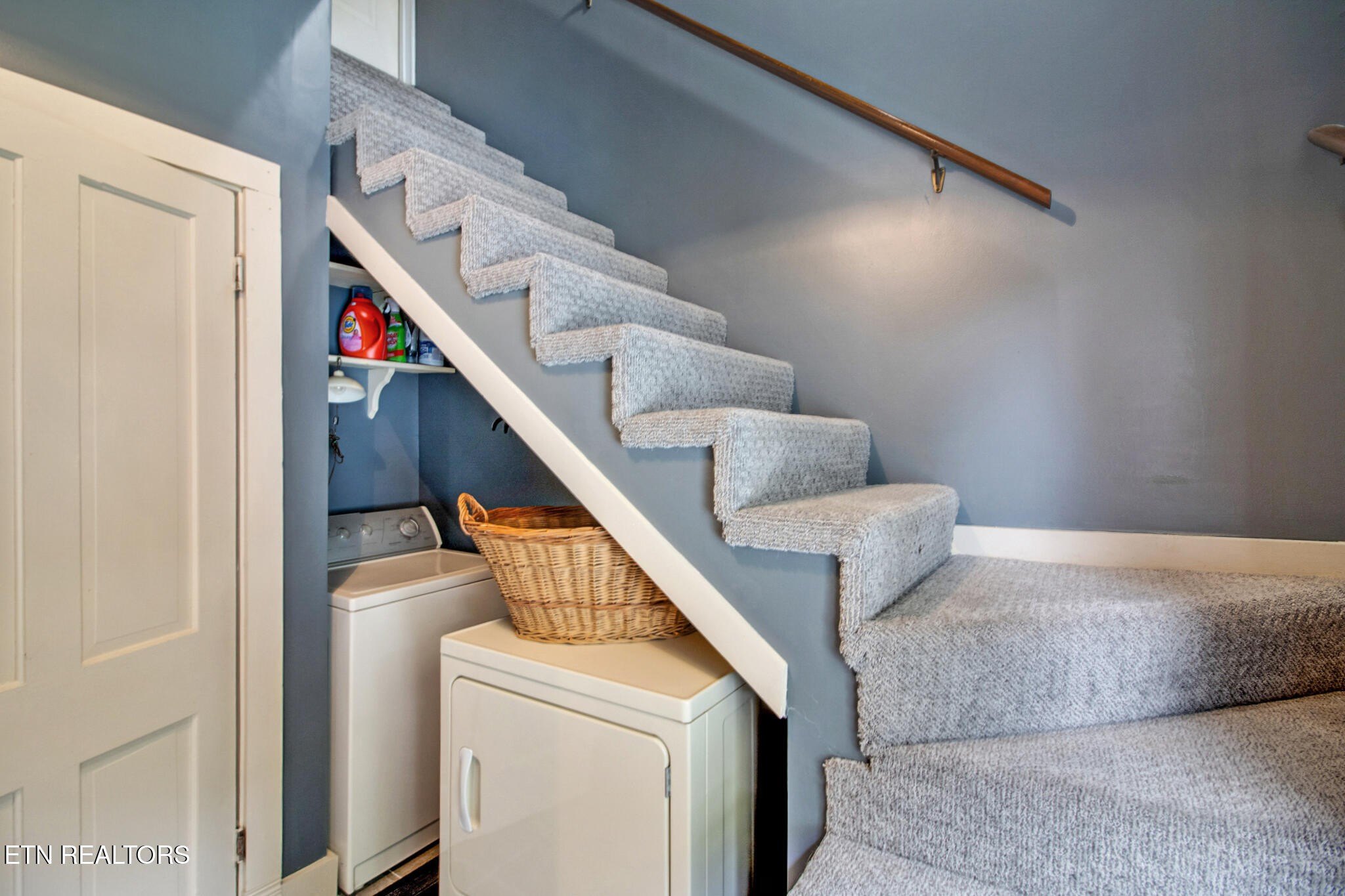 Crossville, Tennessee, 38555, United States, 4 Bedrooms Bedrooms, ,3 BathroomsBathrooms,Residential,For Sale,1996512