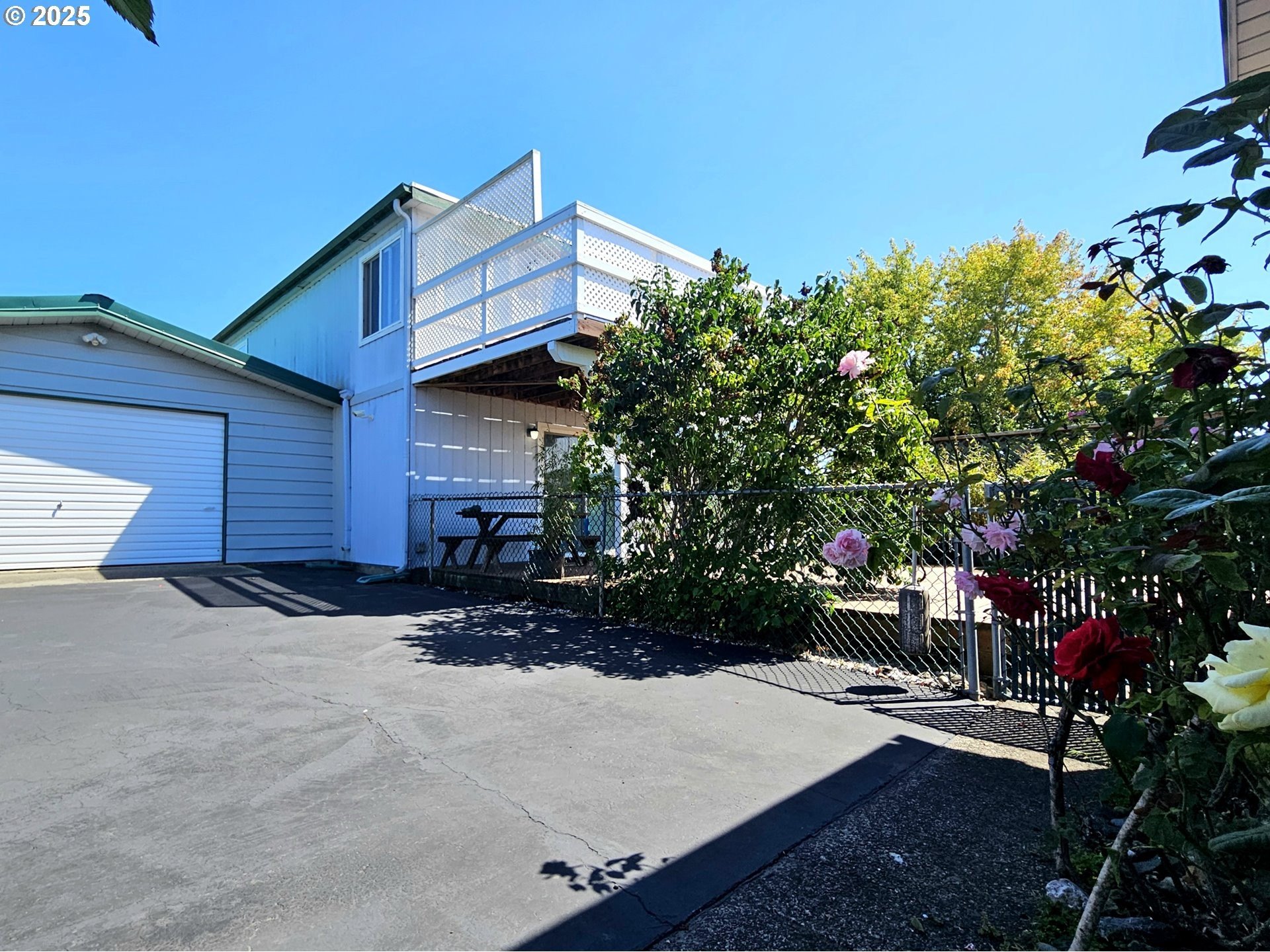 Brookings, Oregon, 97415, United States, 2 Bedrooms Bedrooms, ,2 BathroomsBathrooms,Residential,For Sale,1943176