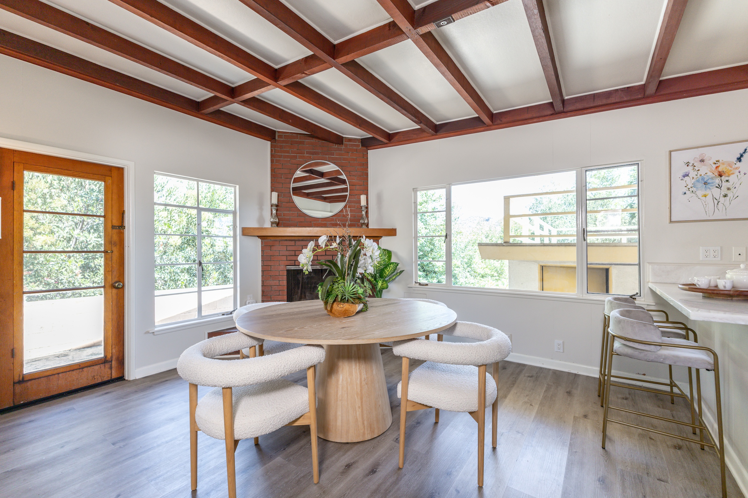  890 Ridgeside Drive - 物件實景