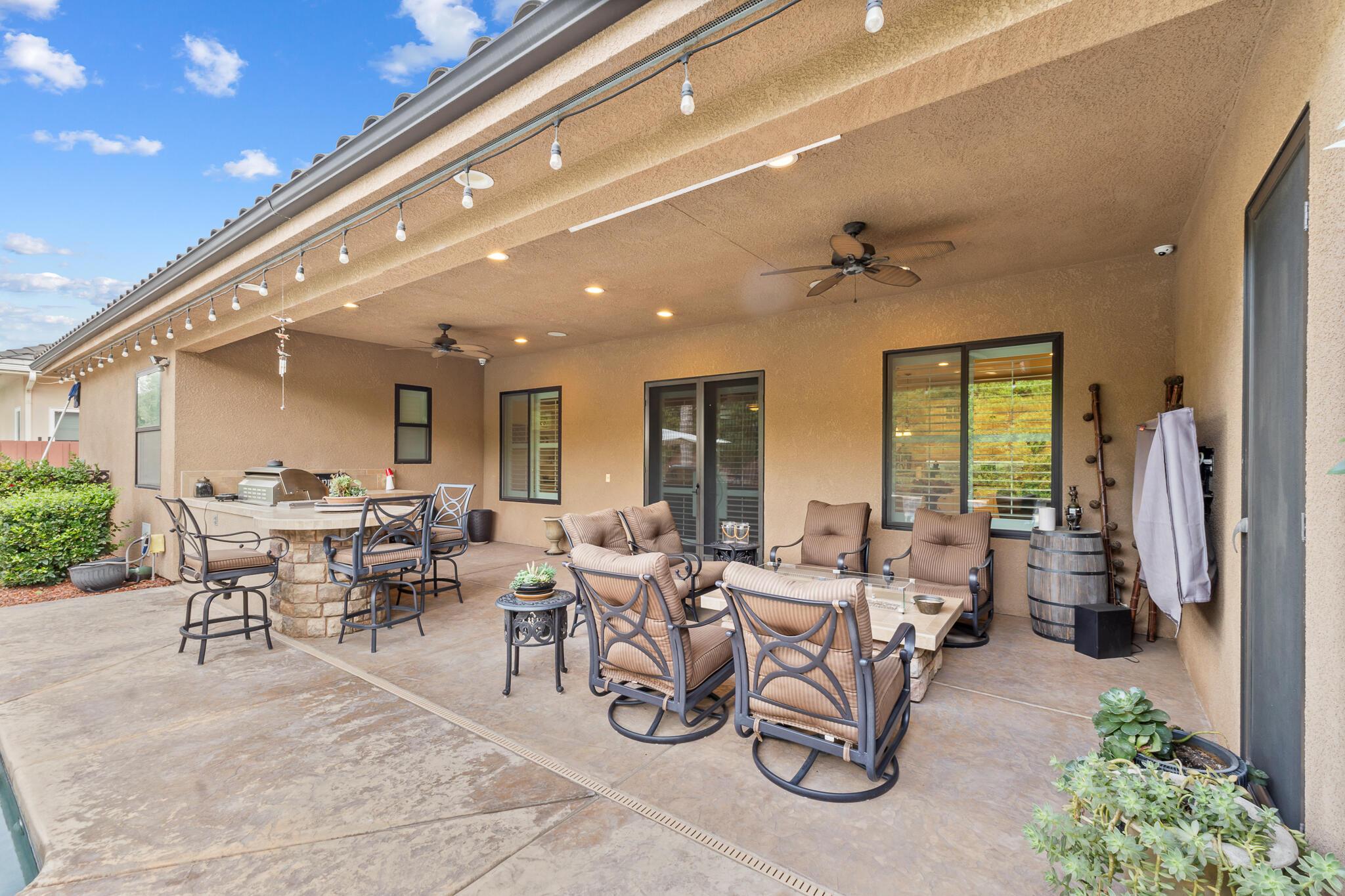 Visalia, California, 93291, United States, 4 Bedrooms Bedrooms, ,3 BathroomsBathrooms,Residential,For Sale,1976772