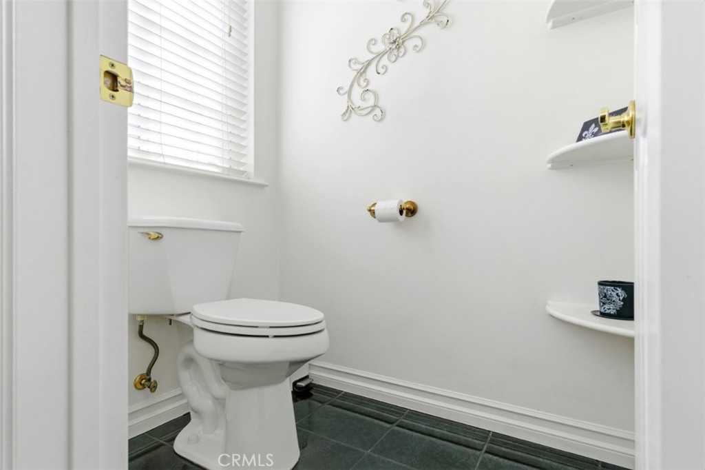 Moreno Valley, California, 92557, United States, 2 Bedrooms Bedrooms, ,1 BathroomBathrooms,Residential,For Sale,1991740