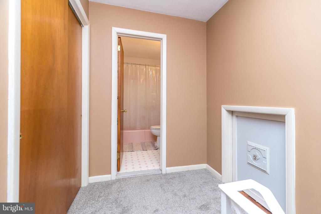 Lansdale, Pennsylvania, 19446, United States, 3 Bedrooms Bedrooms, ,3 BathroomsBathrooms,Residential,For Sale,1919962