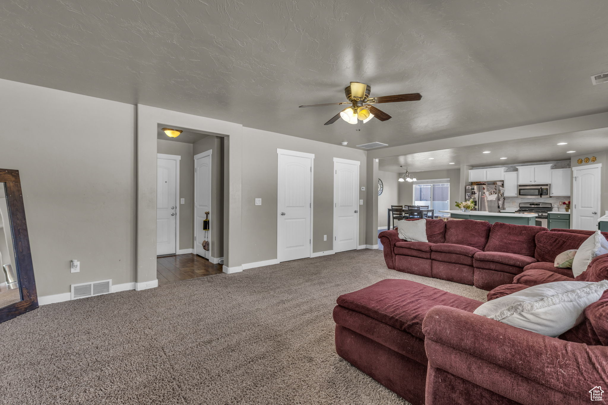 Stansbury Park, Utah, 84074, United States, 4 Bedrooms Bedrooms, ,3 BathroomsBathrooms,Residential,For Sale,1956309