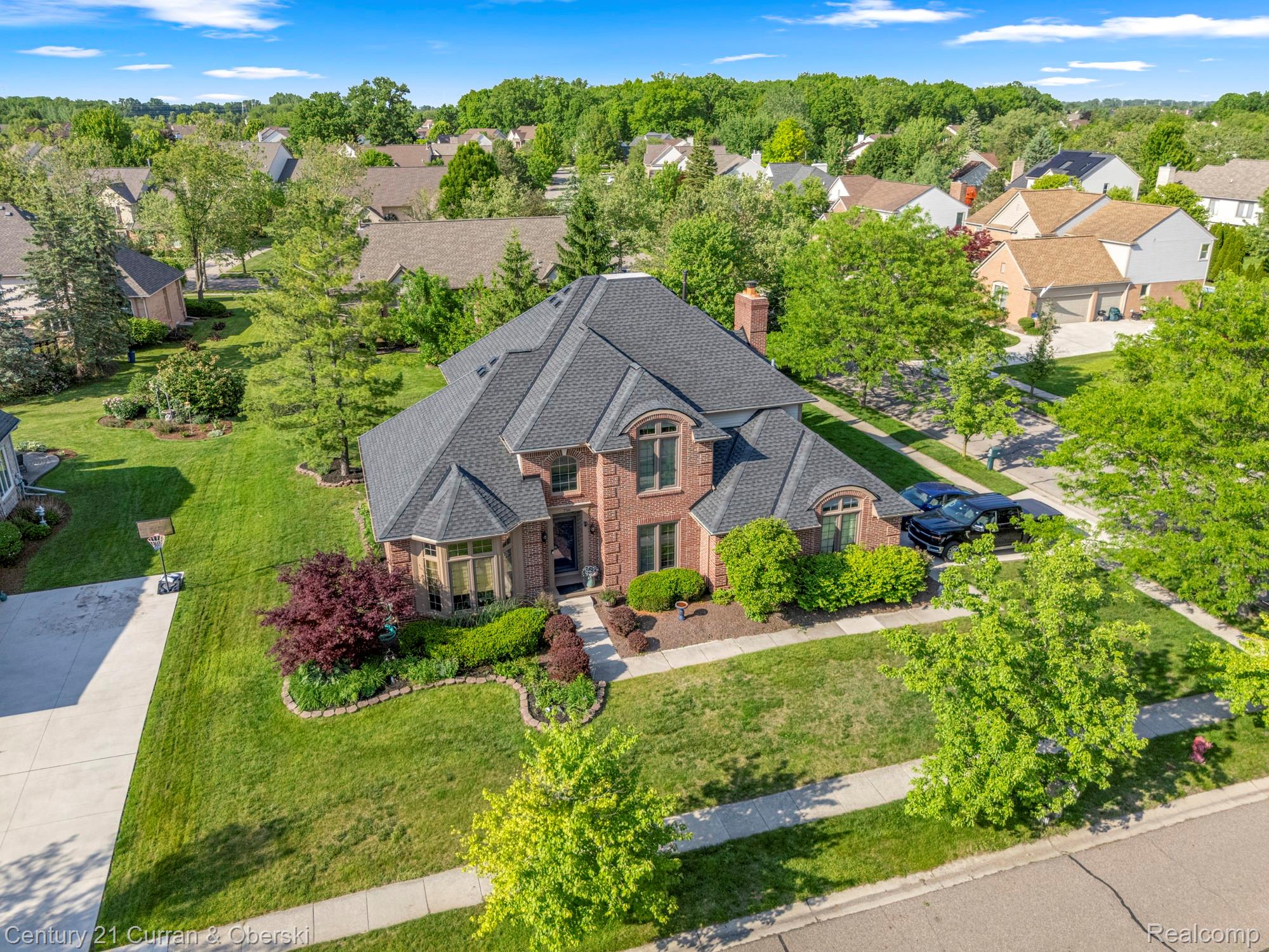 Canton Charter Township, Michigan, 48188, United States, 4 Bedrooms Bedrooms, ,4 BathroomsBathrooms,Residential,For Sale,2049400