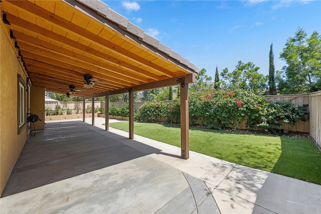 Lake Elsinore, California, 92532, United States, 3 Bedrooms Bedrooms, ,3 BathroomsBathrooms,Residential,For Sale,2049094