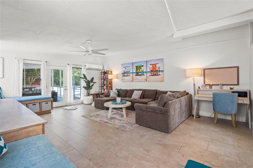 Sarasota, Florida, 34234, United States, 2 Bedrooms Bedrooms, ,2 BathroomsBathrooms,Residential,For Sale,1838237
