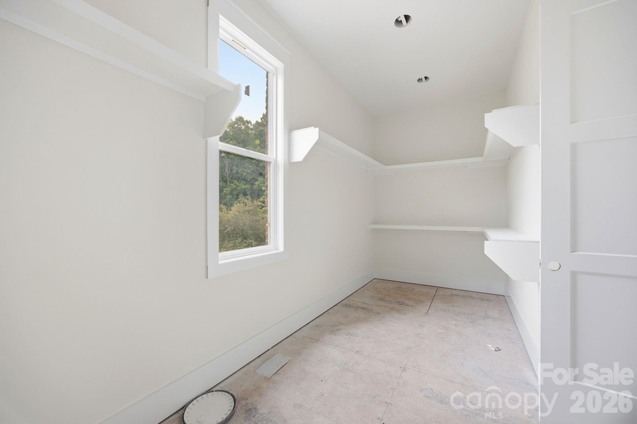 Salisbury, North Carolina, 28144, United States, 3 Bedrooms Bedrooms, ,4 BathroomsBathrooms,Residential,For Sale,2049396