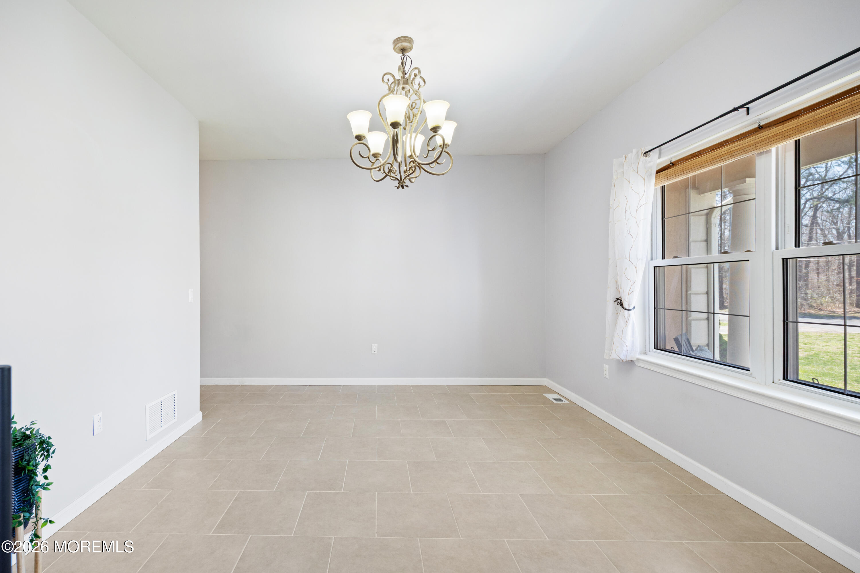 Howell, New Jersey, 07731, United States, 5 Bedrooms Bedrooms, ,4 BathroomsBathrooms,Residential,For Sale,2031944
