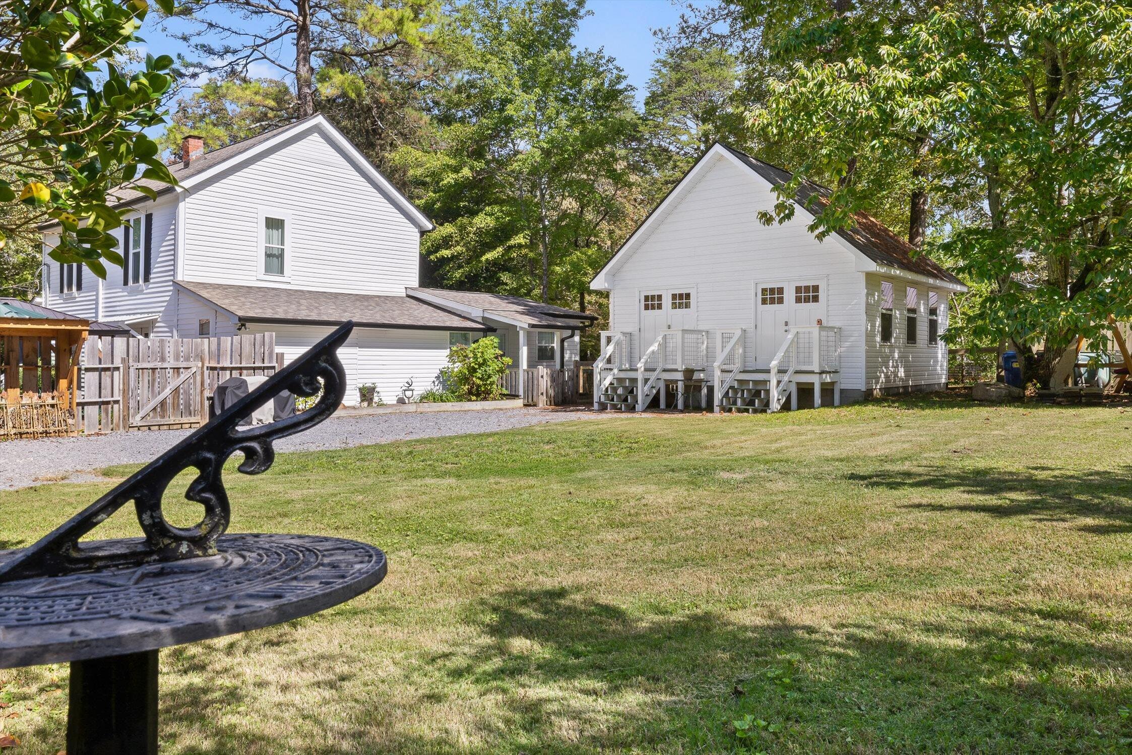 Mentone, Alabama, 35984, United States, 3 Bedrooms Bedrooms, ,2 BathroomsBathrooms,Residential,For Sale,1973723