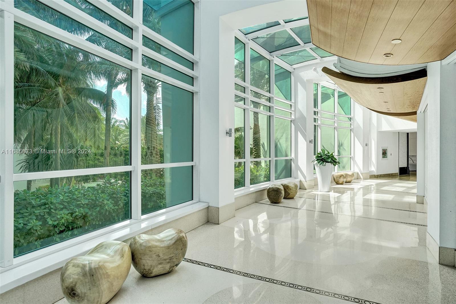 4391 Collins Ave Unit 915, Miami Beach, Florida, 33140, United States, ,1 BathroomBathrooms,Residential,For Sale,4391 Collins Ave Unit 915,1651595