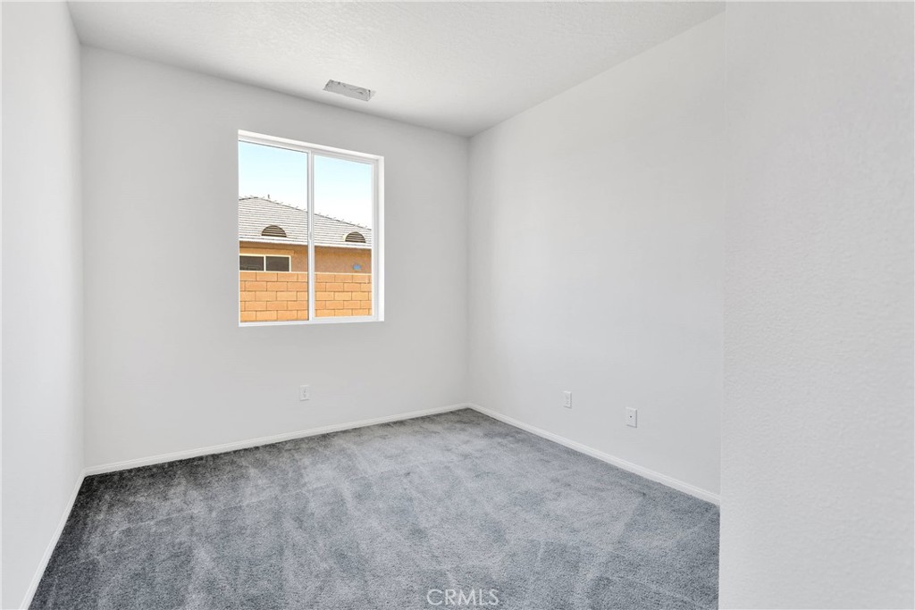 Victorville, California, 92395, United States, 3 Bedrooms Bedrooms, ,2 BathroomsBathrooms,Residential,For Sale,1865788