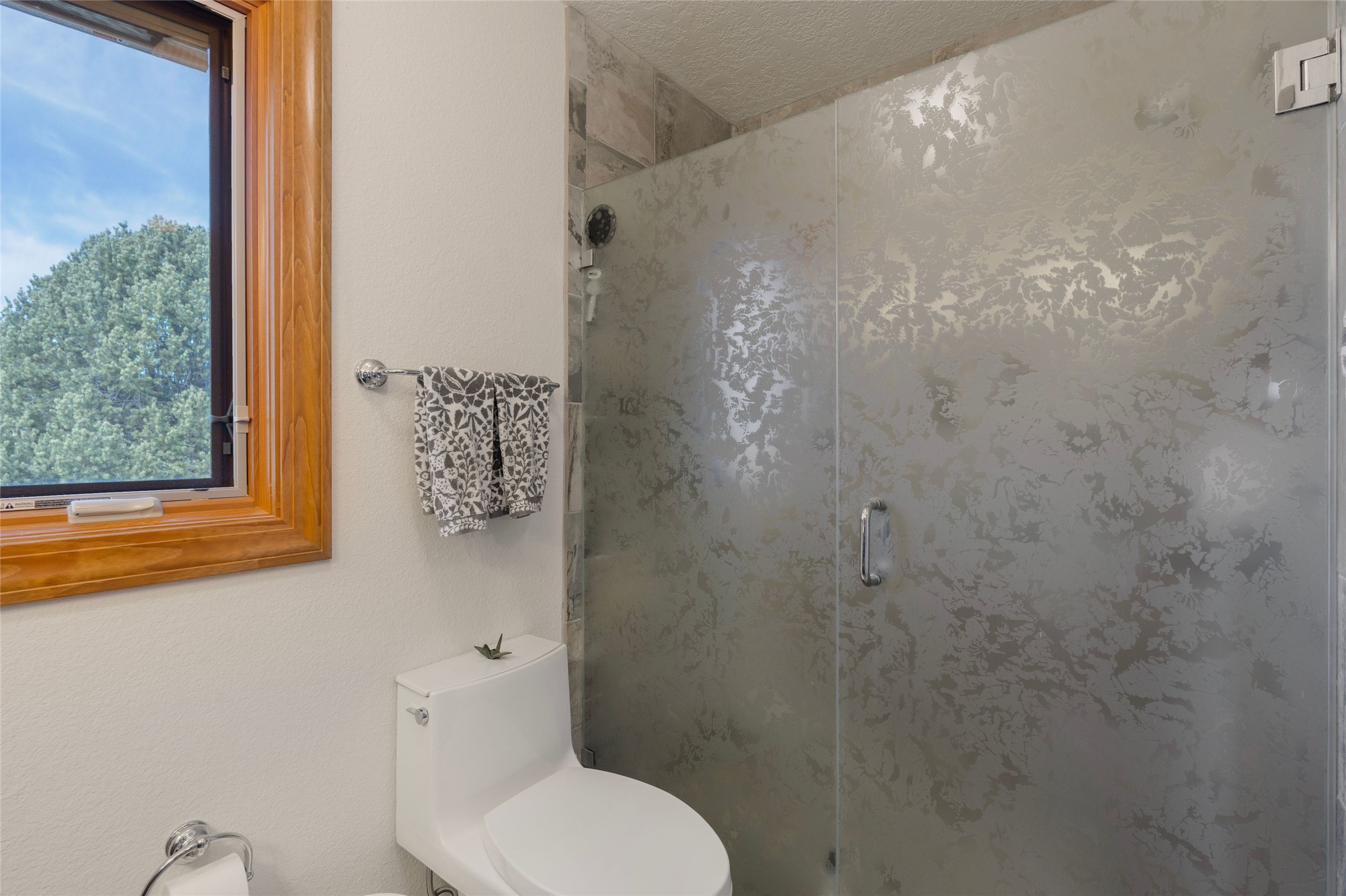  1396 Hyde Park - 物件實景