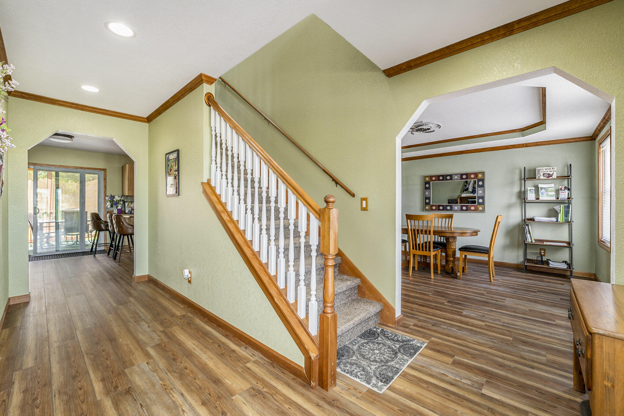 Chesterton, Indiana, 46304, United States, 5 Bedrooms Bedrooms, ,2 BathroomsBathrooms,Residential,For Sale,1973934