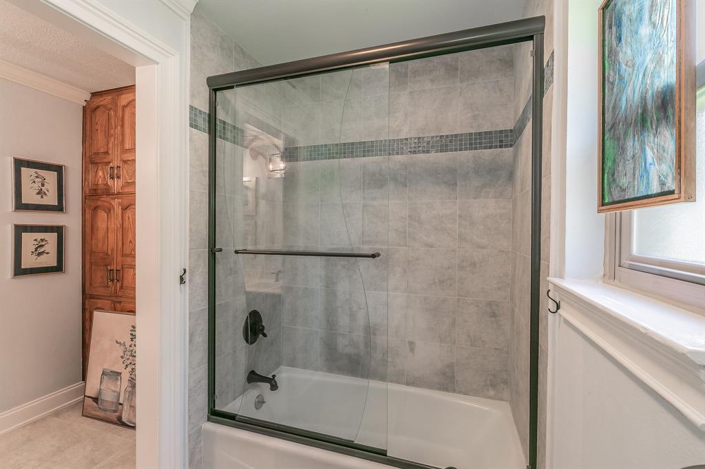 Keller, Texas, 76248, United States, 4 Bedrooms Bedrooms, ,3 BathroomsBathrooms,Residential,For Sale,1935940