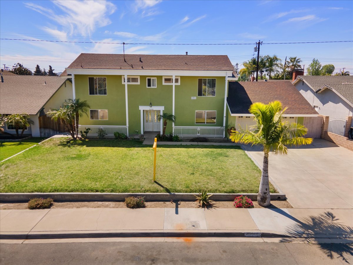 Chino, California, 91710, United States, 5 Bedrooms Bedrooms, ,3 BathroomsBathrooms,Residential,For Sale,1943036